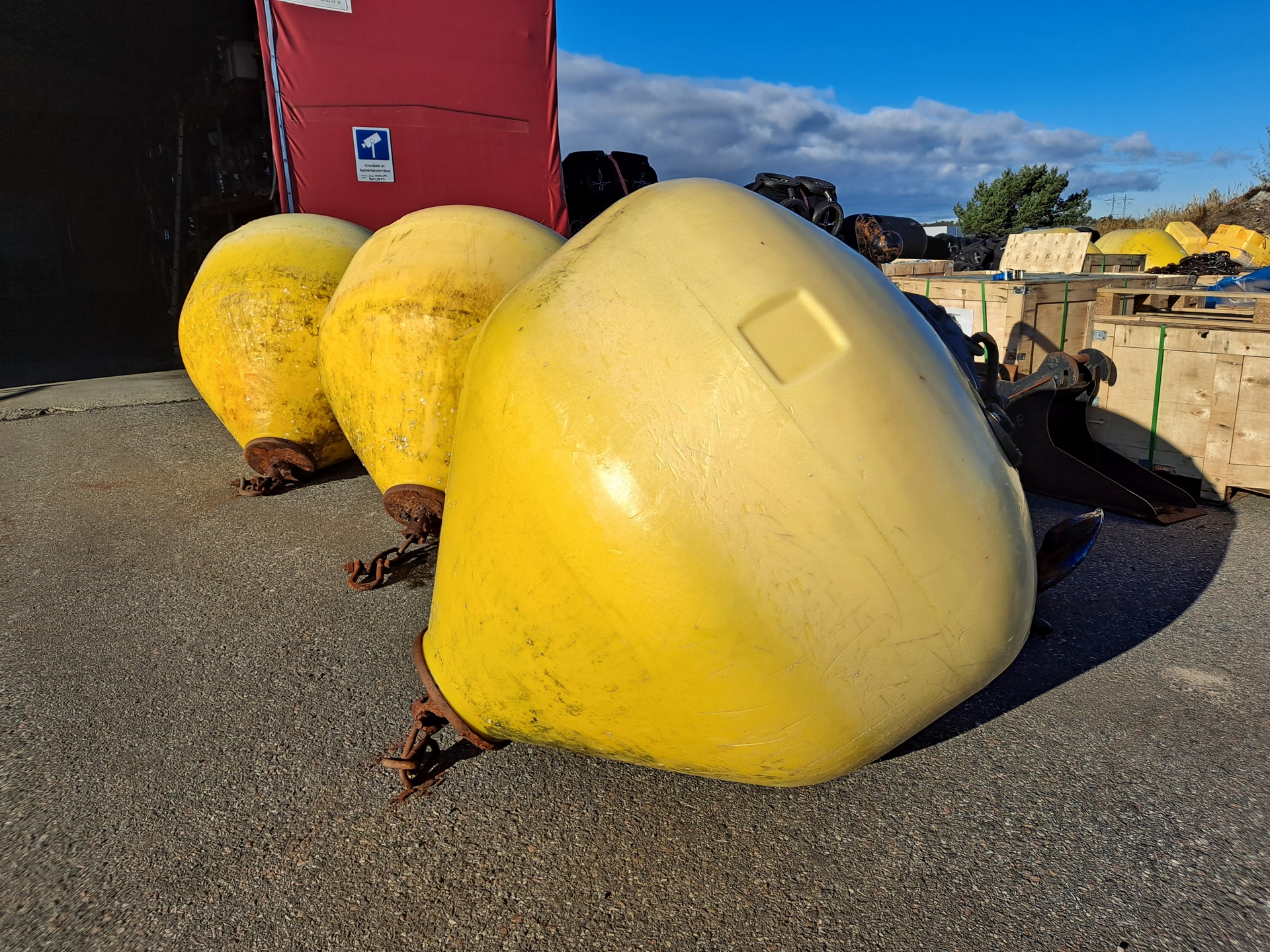 Fiskeoppdrettbøye