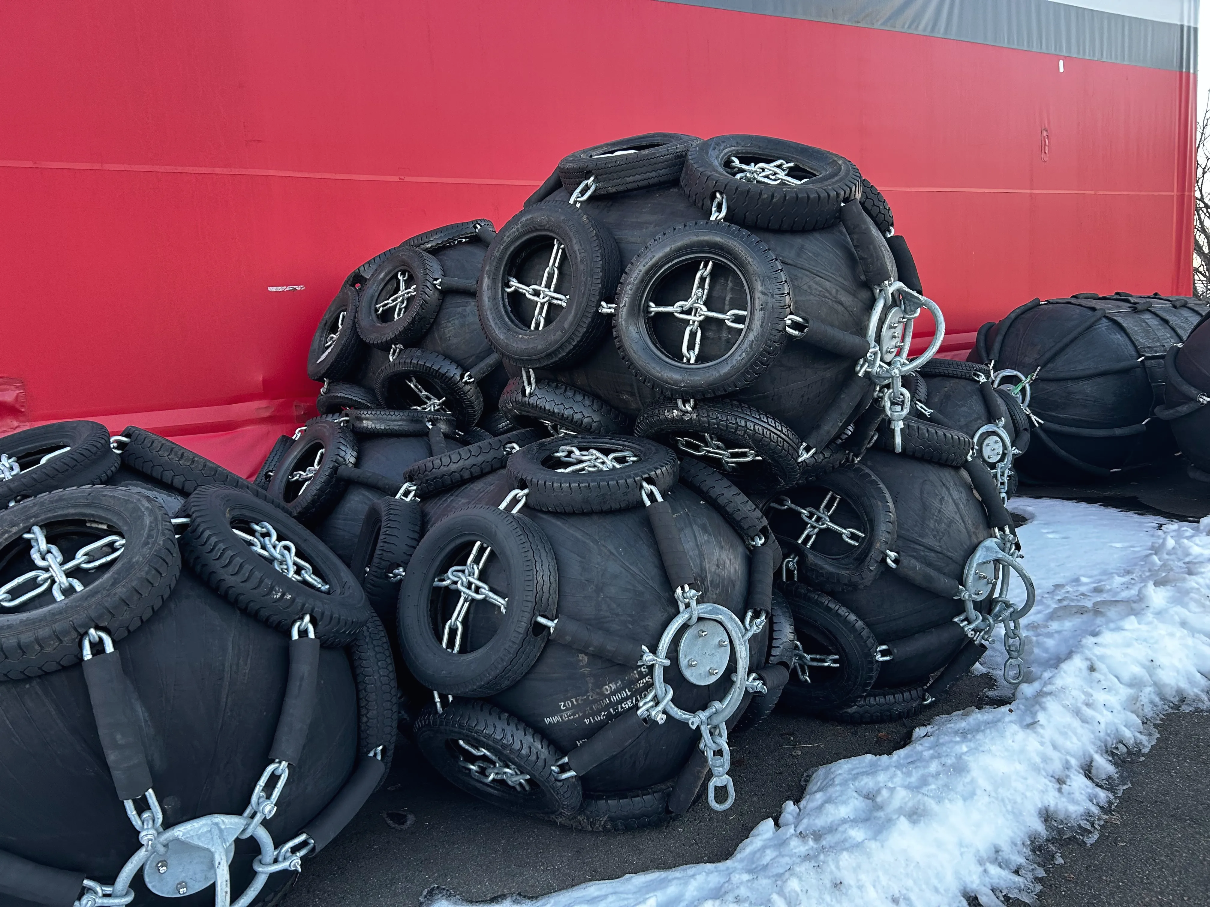More small-medium floaters